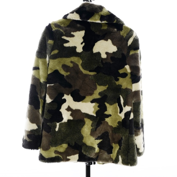 John & Jenn by Line Faux Fur Camp Coat - Size Med - Picture 4 of 7